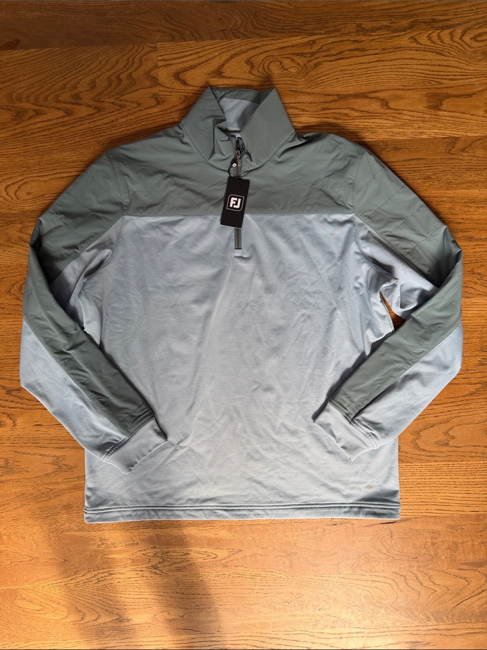 FootJoy Men's Two-Tone Pale Blue and Sage Lightweight Golf Pullover